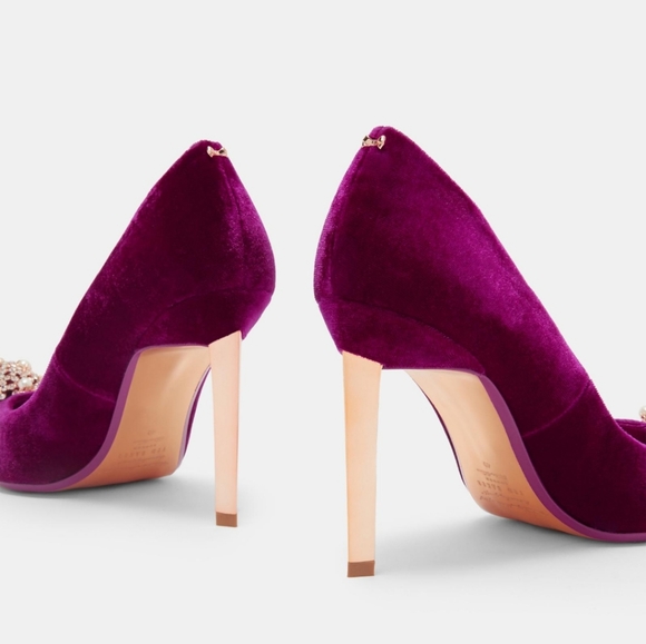TED BAKER Peetch Embellished Mink Velvet Heels - Picture 4 of 4